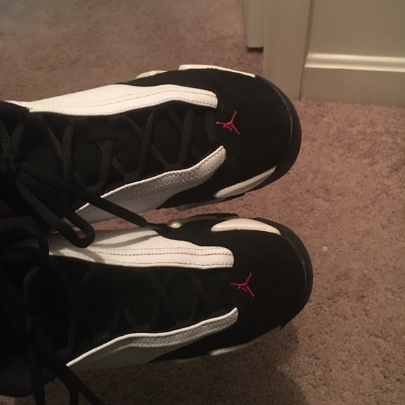 Jordan’s - Picture 3 of 4